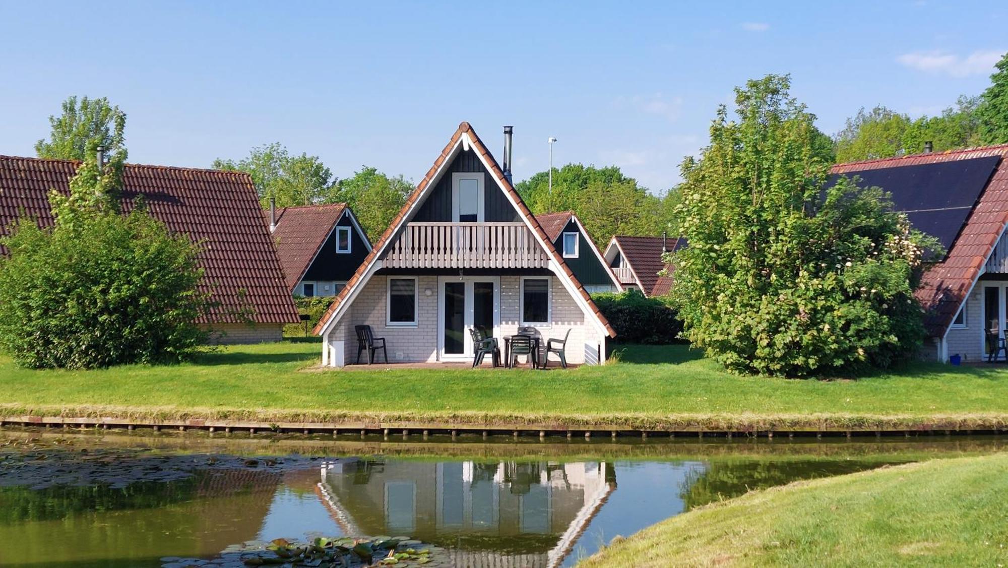 Luxe 6-persoons Vakantiewoning Gramsbergs Huuske Holiday home *