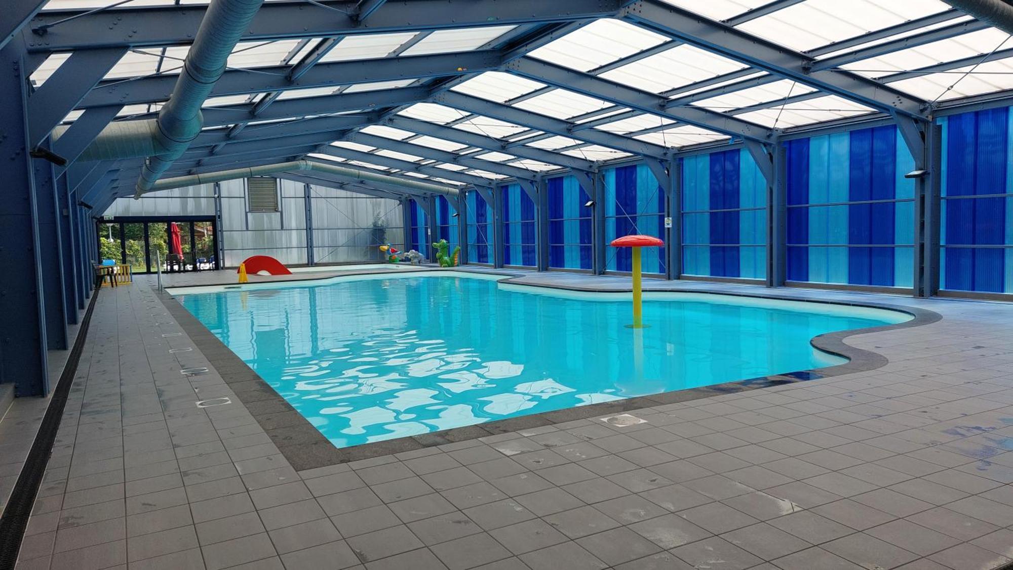 Holiday home Luxe 6-persoons Vakantiewoning Gramsbergs Huuske